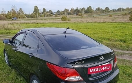 Hyundai Solaris II рестайлинг, 2012 год, 810 000 рублей, 9 фотография