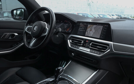 BMW 3 серия, 2021 год, 3 990 000 рублей, 9 фотография