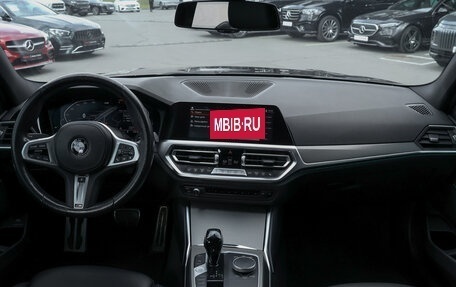 BMW 3 серия, 2021 год, 3 990 000 рублей, 12 фотография