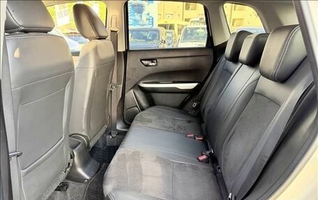 Suzuki Escudo IV, 2018 год, 1 540 000 рублей, 24 фотография