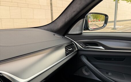 BMW 5 серия, 2021 год, 7 850 000 рублей, 15 фотография