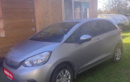 Honda Fit, 2022 год, 1 300 000 рублей, 3 фотография