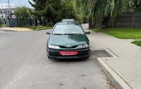 Renault Laguna II, 1995 год, 85 000 рублей, 3 фотография