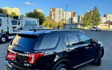 Ford Explorer VI, 2017 год, 2 500 000 рублей, 5 фотография