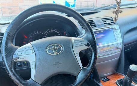 Toyota Camry, 2010 год, 1 150 000 рублей, 3 фотография