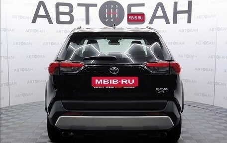 Toyota RAV4, 2025 год, 3 900 000 рублей, 5 фотография