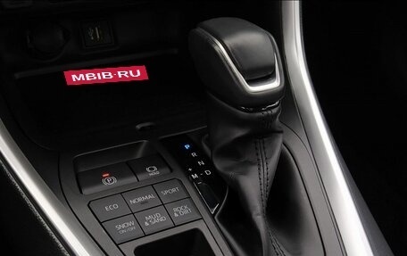 Toyota RAV4, 2025 год, 3 900 000 рублей, 14 фотография