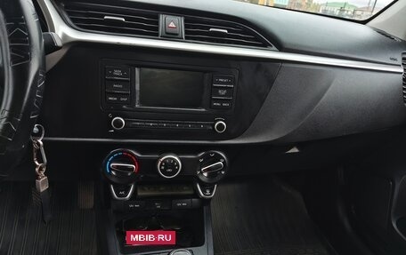 KIA Rio IV, 2021 год, 1 650 000 рублей, 10 фотография