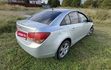 Chevrolet Cruze II, 2009 год, 400 000 рублей, 7 фотография