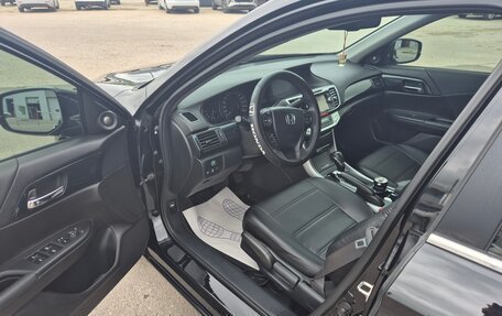 Honda Accord IX рестайлинг, 2013 год, 2 300 000 рублей, 8 фотография