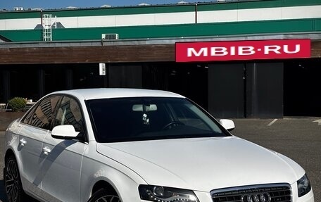 Audi A4, 2011 год, 1 490 000 рублей, 1 фотография