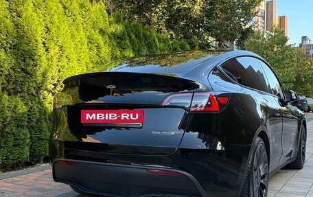 Tesla Model Y I, 2023 год, 4 800 000 рублей, 3 фотография