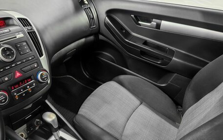 KIA cee'd I рестайлинг, 2011 год, 770 000 рублей, 12 фотография