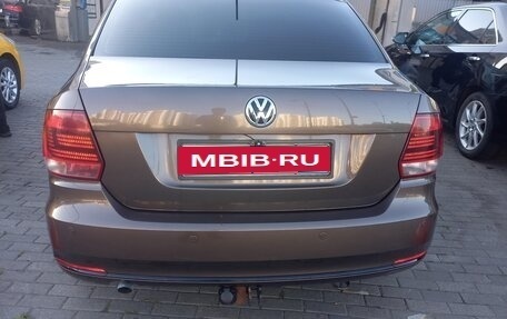 Volkswagen Polo VI (EU Market), 2018 год, 977 000 рублей, 2 фотография