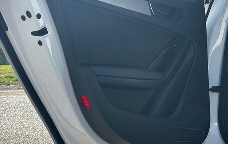 Audi A4, 2011 год, 1 490 000 рублей, 16 фотография