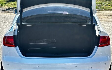 Audi A4, 2011 год, 1 490 000 рублей, 10 фотография