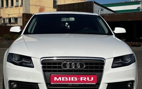 Audi A4, 2011 год, 1 490 000 рублей, 4 фотография