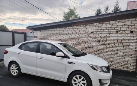 KIA Rio III рестайлинг, 2015 год, 715 000 рублей, 1 фотография