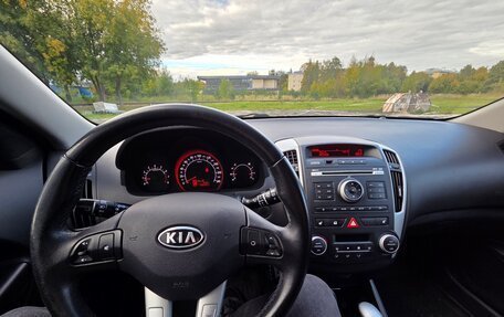 KIA cee'd I рестайлинг, 2010 год, 740 000 рублей, 16 фотография