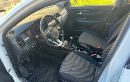 KIA Rio IV, 2018 год, 1 450 000 рублей, 9 фотография