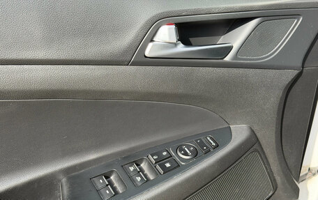 Hyundai Tucson III, 2020 год, 2 270 000 рублей, 12 фотография