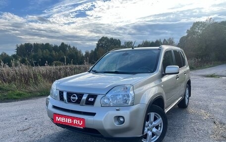Nissan X-Trail, 2010 год, 1 100 000 рублей, 8 фотография