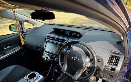 Toyota Prius Alpha I (ZVW40/41), 2017 год, 1 850 000 рублей, 3 фотография