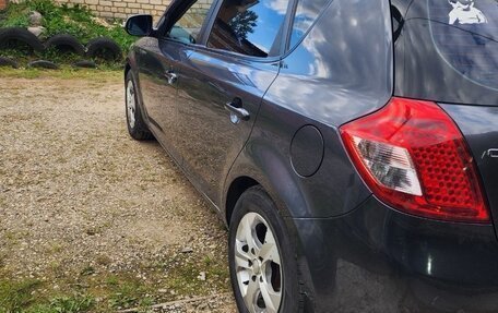 KIA cee'd I рестайлинг, 2010 год, 840 000 рублей, 3 фотография