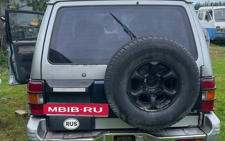 Mitsubishi Pajero III рестайлинг, 1997 год, 400 000 рублей, 3 фотография