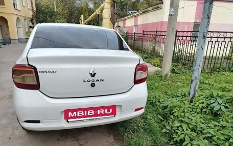 Renault Logan II, 2015 год, 470 000 рублей, 2 фотография