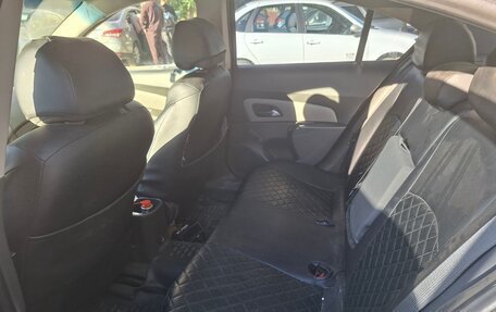 Chevrolet Cruze II, 2011 год, 630 000 рублей, 8 фотография