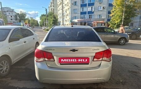 Chevrolet Cruze II, 2011 год, 630 000 рублей, 2 фотография