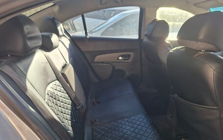 Chevrolet Cruze II, 2011 год, 630 000 рублей, 7 фотография