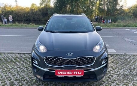 KIA Sportage IV рестайлинг, 2018 год, 2 100 000 рублей, 2 фотография
