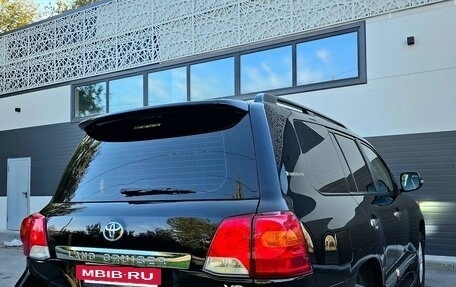 Toyota Land Cruiser 200, 2013 год, 4 430 000 рублей, 2 фотография