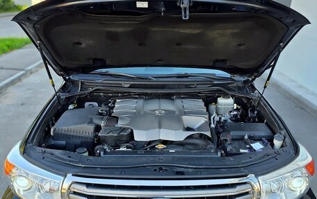 Toyota Land Cruiser 200, 2013 год, 4 430 000 рублей, 32 фотография