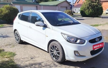 Hyundai Solaris II рестайлинг, 2014 год, 750 000 рублей, 7 фотография