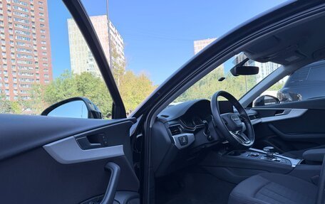 Audi A4, 2016 год, 1 950 000 рублей, 9 фотография