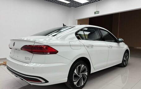 Volkswagen Bora, 2022 год, 1 075 000 рублей, 5 фотография