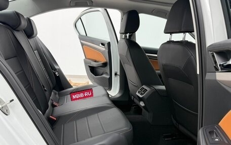 Volkswagen Bora, 2022 год, 1 075 000 рублей, 9 фотография
