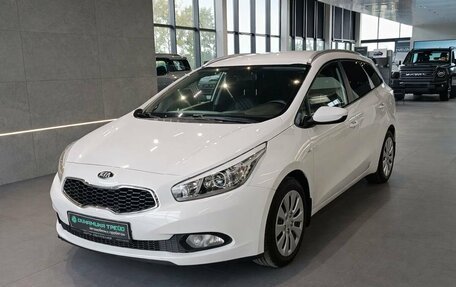 KIA cee'd III, 2015 год, 999 000 рублей, 3 фотография