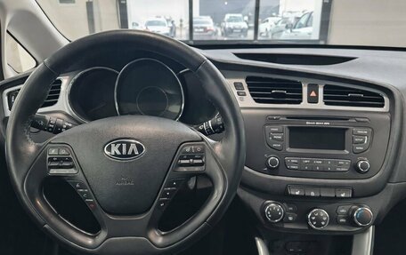 KIA cee'd III, 2015 год, 999 000 рублей, 11 фотография