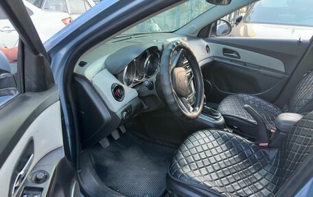 Chevrolet Cruze II, 2011 год, 735 000 рублей, 7 фотография