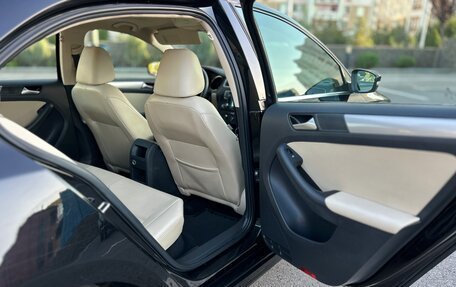 Volkswagen Jetta VI, 2016 год, 1 240 000 рублей, 12 фотография