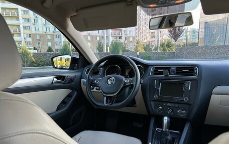 Volkswagen Jetta VI, 2016 год, 1 240 000 рублей, 13 фотография