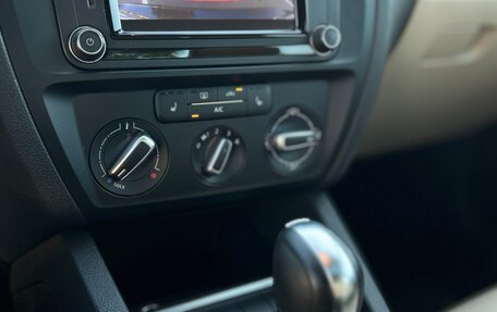 Volkswagen Jetta VI, 2016 год, 1 240 000 рублей, 18 фотография