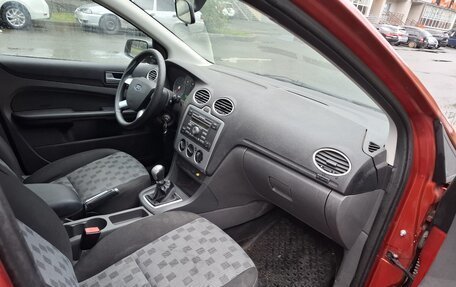 Ford Focus II рестайлинг, 2006 год, 450 000 рублей, 13 фотография