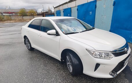 Toyota Camry, 2015 год, 2 100 000 рублей, 17 фотография