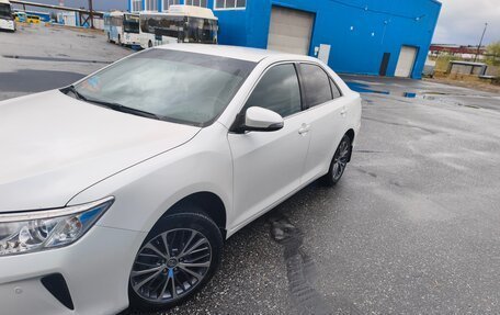 Toyota Camry, 2015 год, 2 100 000 рублей, 13 фотография