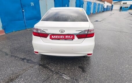 Toyota Camry, 2015 год, 2 100 000 рублей, 11 фотография